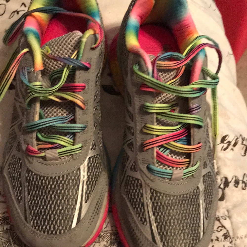 FilA colorful shoes size 8